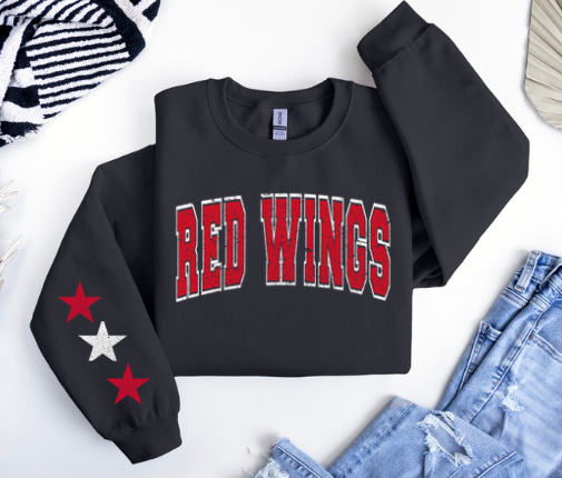 RED WINGS ARCH AND ONE SLEEVE OF STARS SET UP