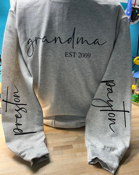 SCRIPT DESIGN WITH EST YEAR AND NAMES ON SLEEVES